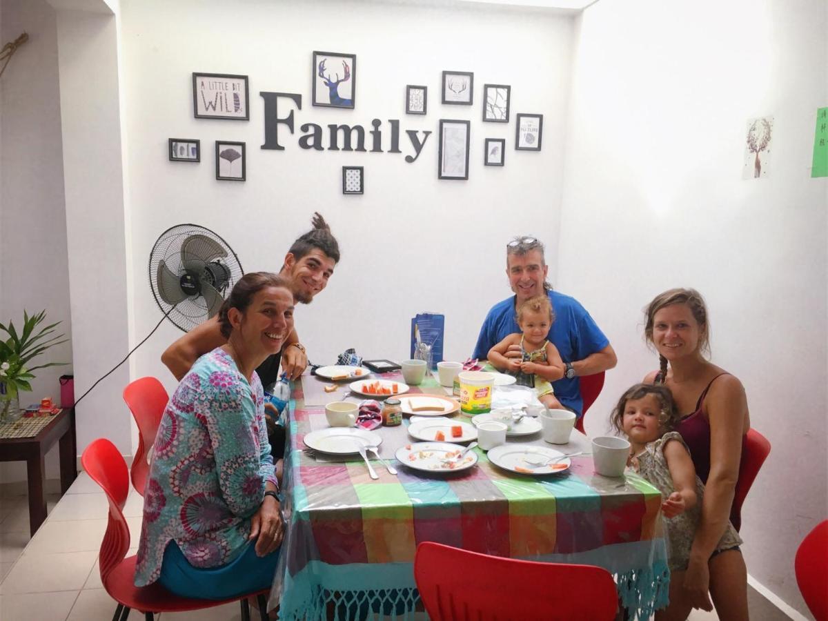 Jungle Guest House كالي الغرفة الصورة